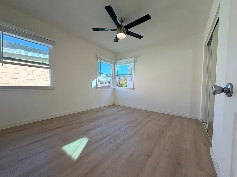 227 N Juanita Ave #227 — Photo 11