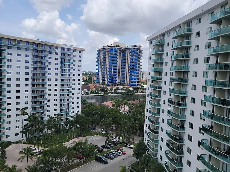 19380 Collins Ave #1207 — Photo 15