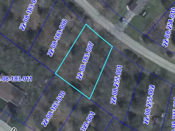 417 Sioux Ln, Dixon, IL 61021