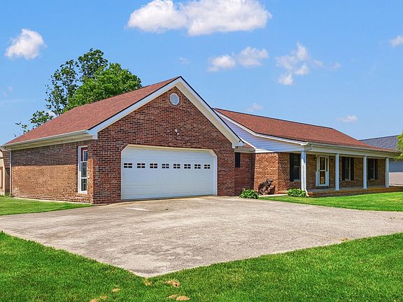 2nd image of 168 Dory Dr