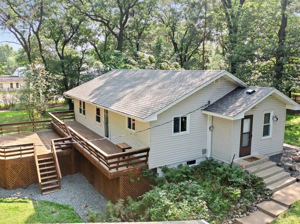 1307 McKay Dr NE, Ham Lake, MN 55304
