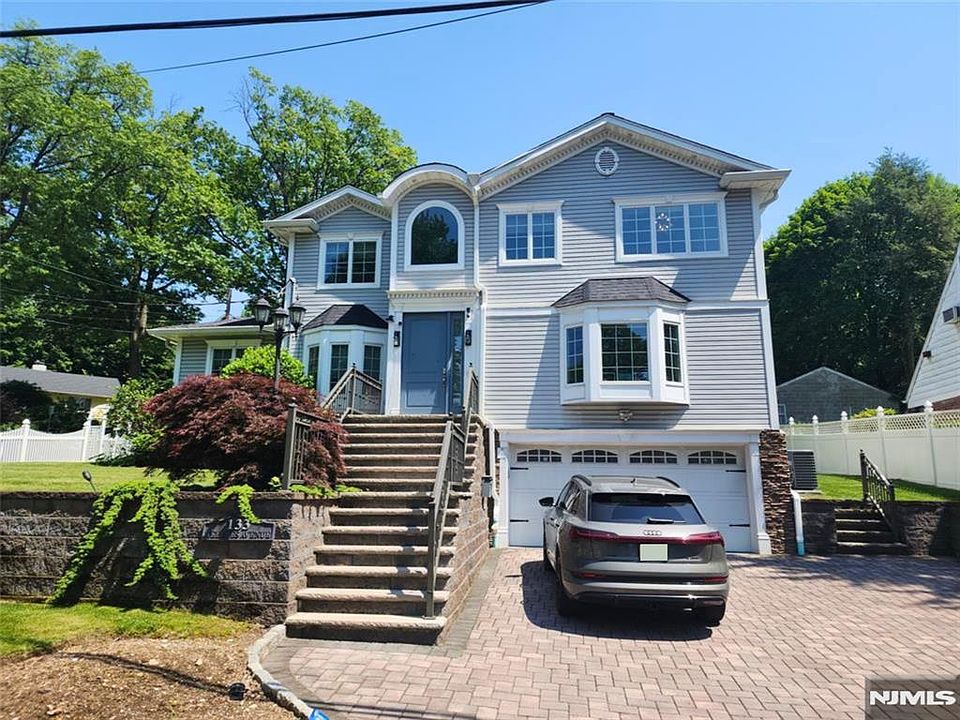 1st image of 133 Reldyes Ave