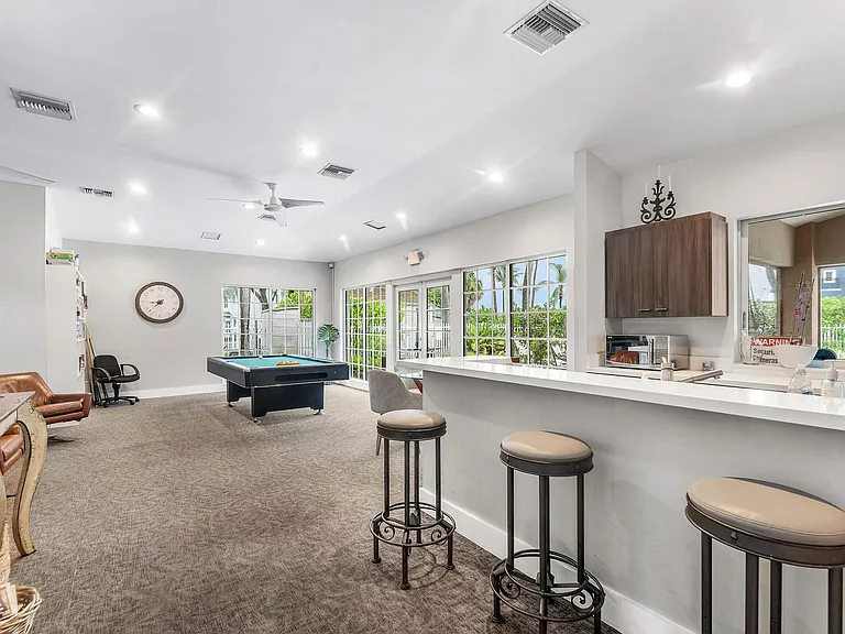 612 Executive Center Dr #107 — Photo 5