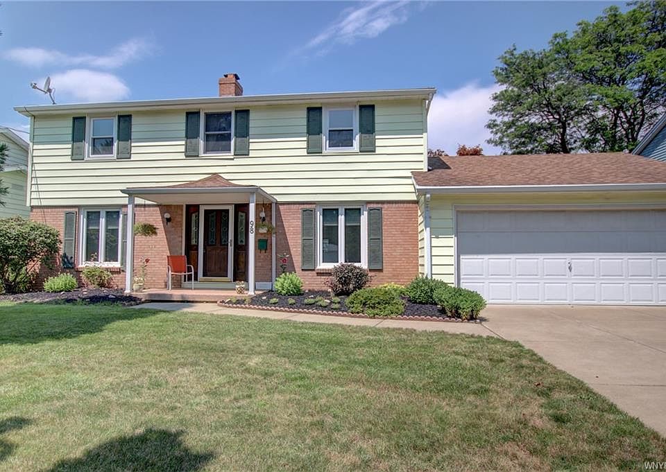 1st image of 98 Sherburn Dr