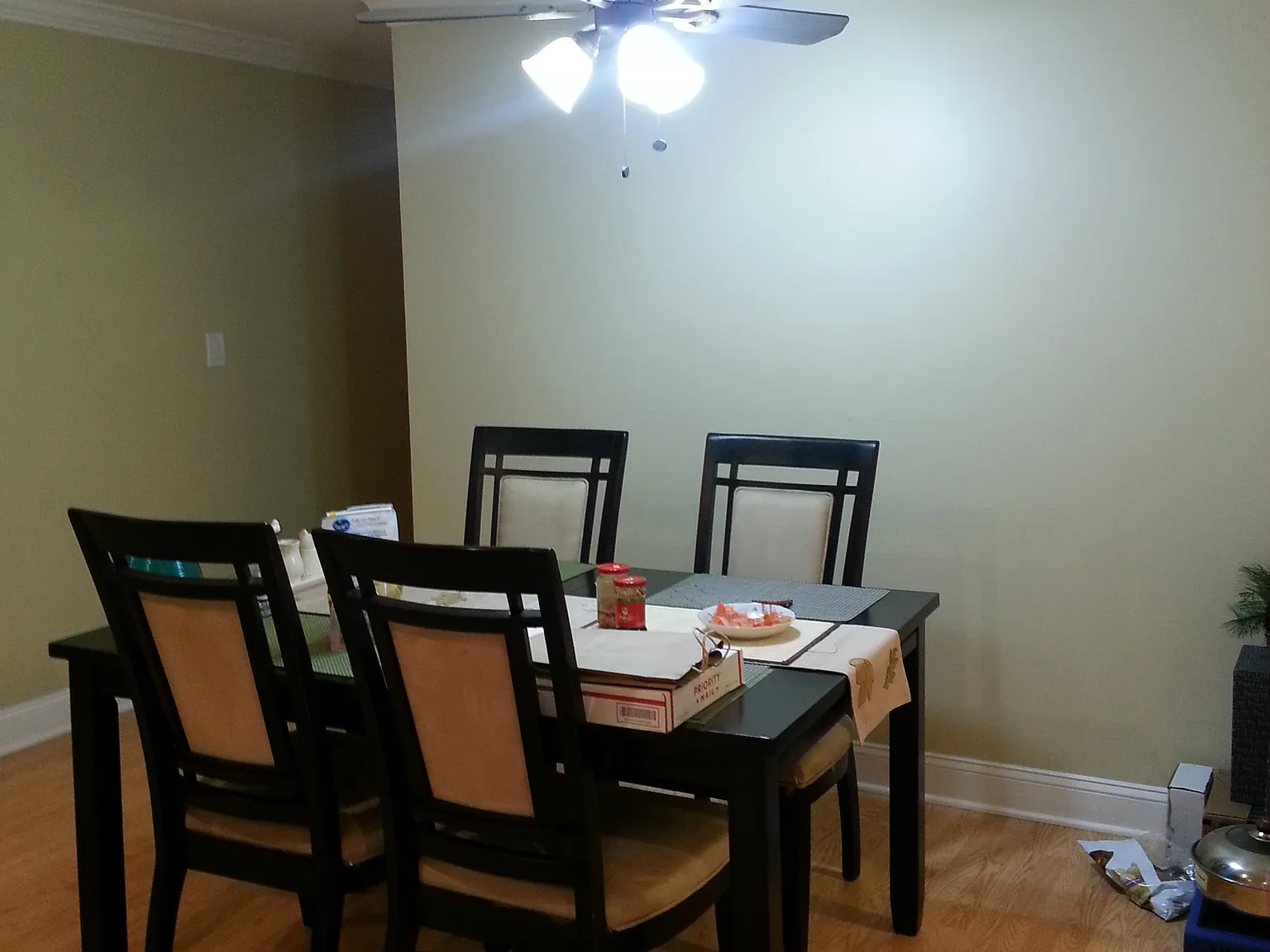 2 bed, 940 sqft, $1,050 — Photo 4
