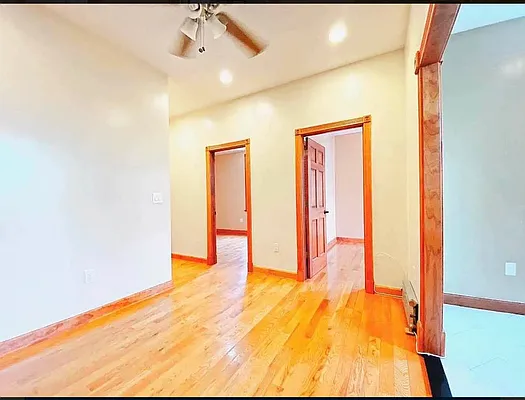 Rented by Corcoran | media 27