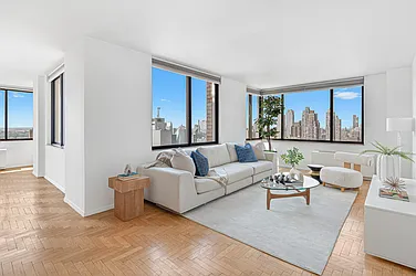 350 West 50th Street, #PH3C