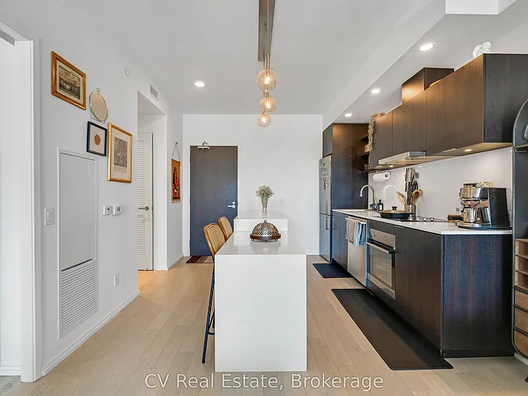 12 Bonnycastle St #311 — Photo 6