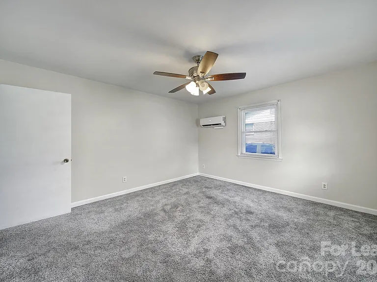 4301 Briarhill Dr — Photo 13