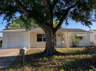 3137 Atlantis Dr, Holiday, FL 34691