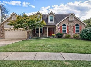5806 Brookstone Terrace Dr, Saint Louis, MO 63129