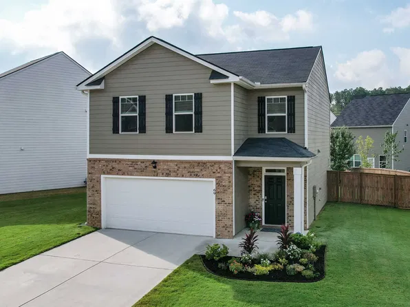 69 Silver Birch Pass, Newnan, GA 30265