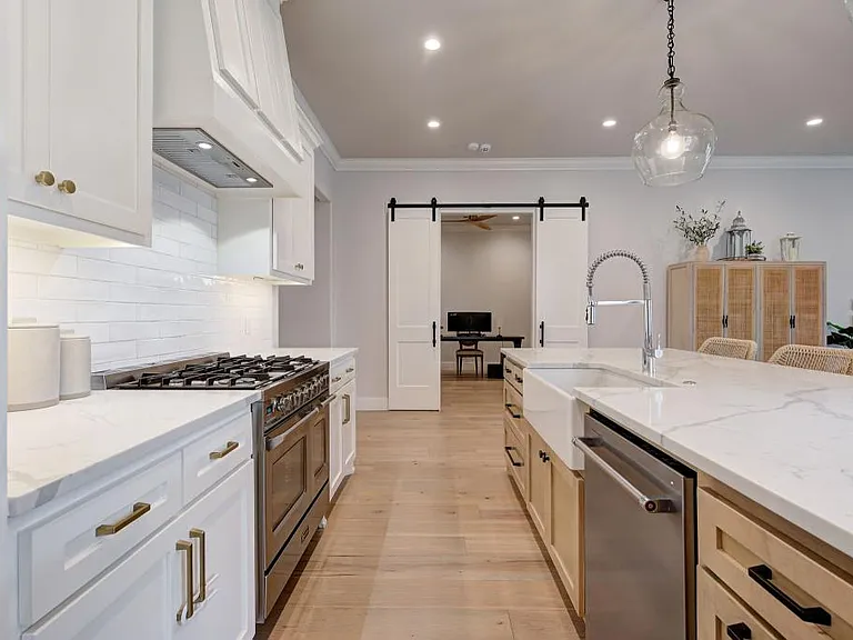 209 Pont De Normandie Ct — Photo 21
