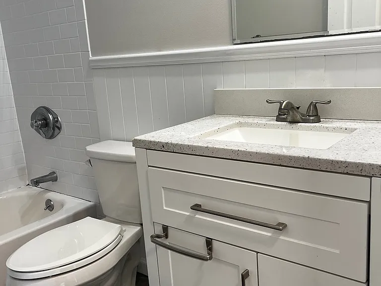 124 Valley Rd #B — Photo 17