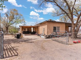 347 La Entrada Rd, Los Lunas, NM 87031