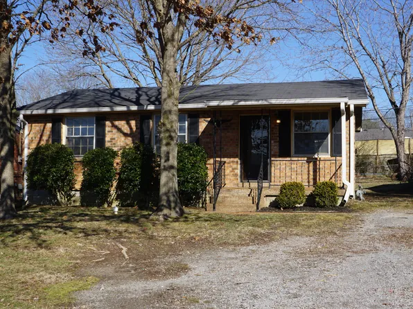 121 McQuarry St, Ashland City, TN 37015