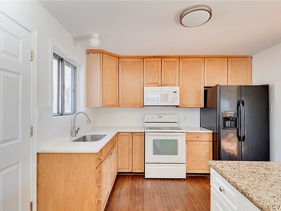 5th image of 1036 Barlen Dr