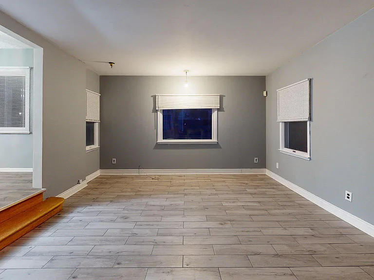 669 N Henderson Rd — Photo 77