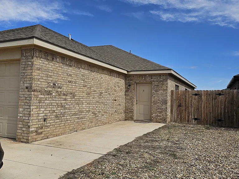 5524 Itasca St #5524A — Photo 1
