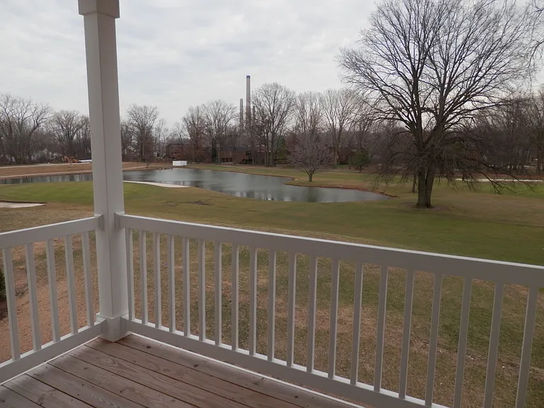 Aquamarine Apartments — Photo 72