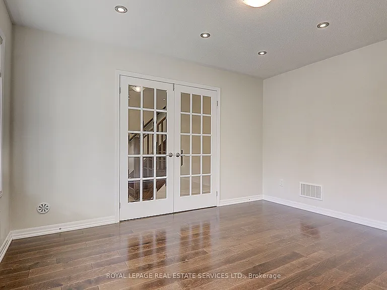 409 Switchgrass St — Photo 10