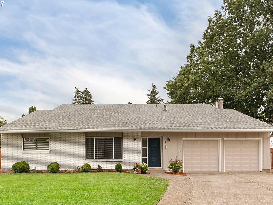 1st image of 2460 SE Larkspur Ct