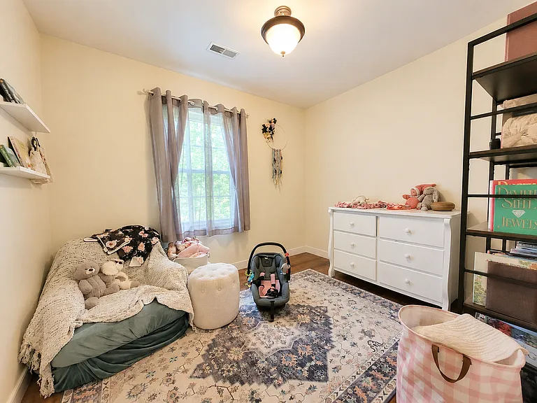 703 Oak Creek Rd — Photo 15