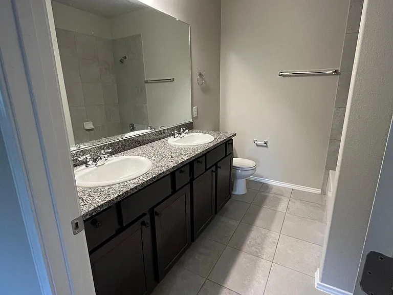 Ensuite bathroom