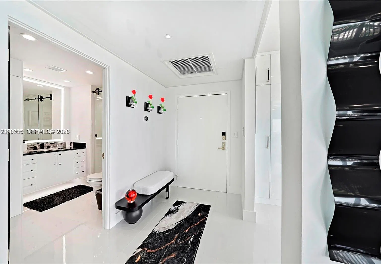 Ocean Club Condo — Photo 3