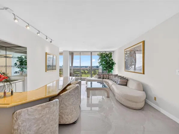 20281 E Country Club Dr APT 2409, Aventura, FL 33180