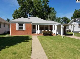 1907 N Ash St, Hutchinson, KS 67502