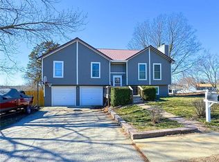 109 S Jefferson Ave, Knob Noster, MO 65336