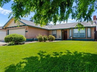 1951 White Chapel Ln, Porterville, CA