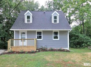 176 Oaklawn Cir, Creve Coeur, IL 61610