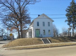 617 Seminary St, Rockford, IL 61104