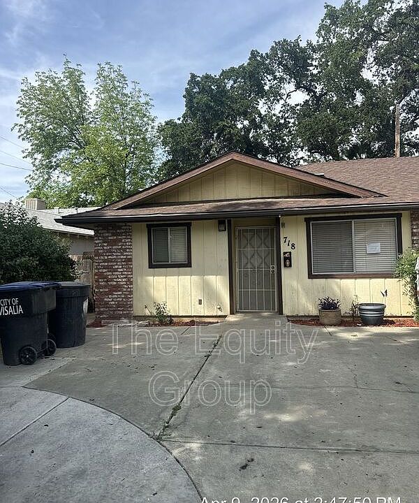 1st image of 718 W Race St