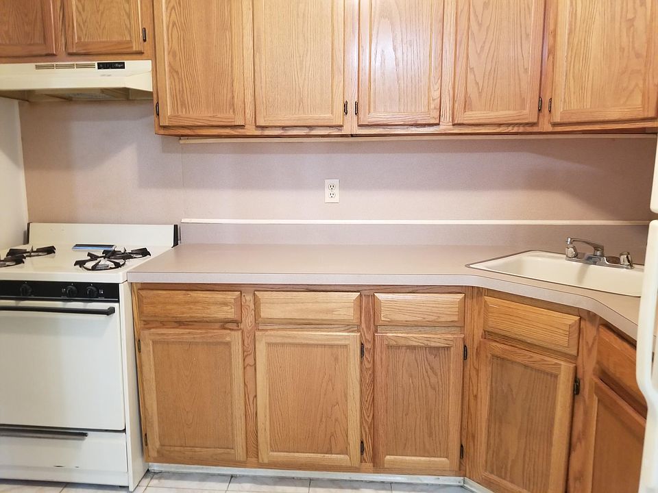 1st image of 51 Whitman Ave