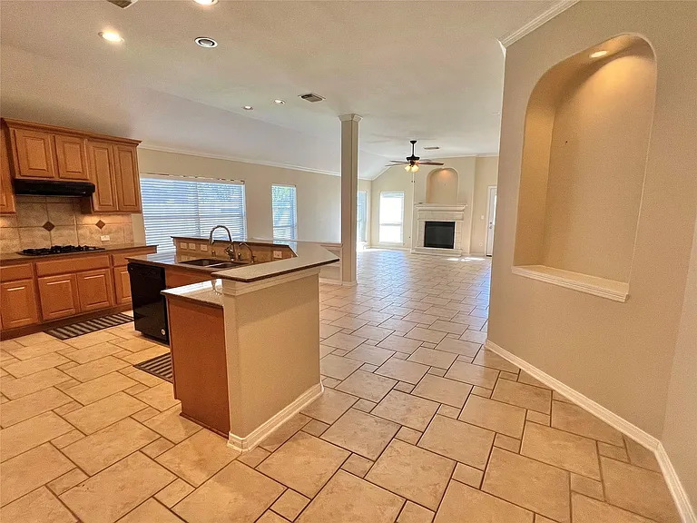 11712 Summer Brook Ct — Photo 15