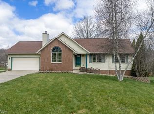 1389 N Milburn Sq NE, Bolivar, OH 44612