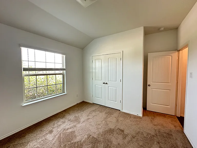 1165 Copal Dr — Photo 4