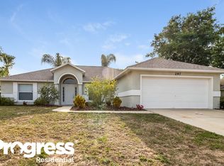 297 Bent Oak Ct, Leesburg, FL 34748