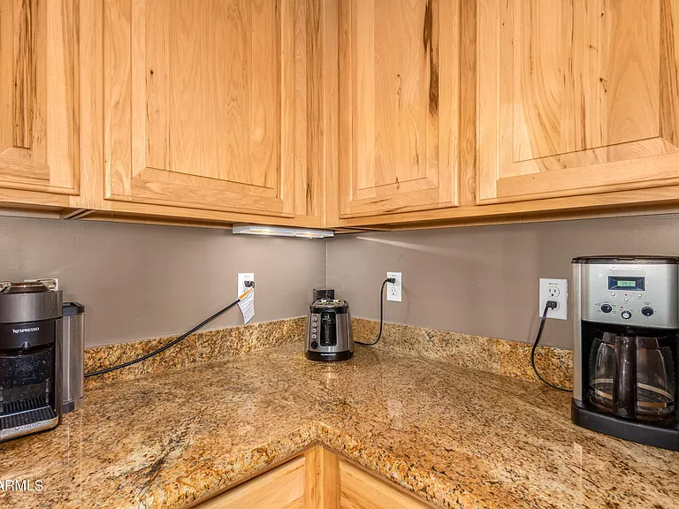6945 E Stevens Rd — Photo 9
