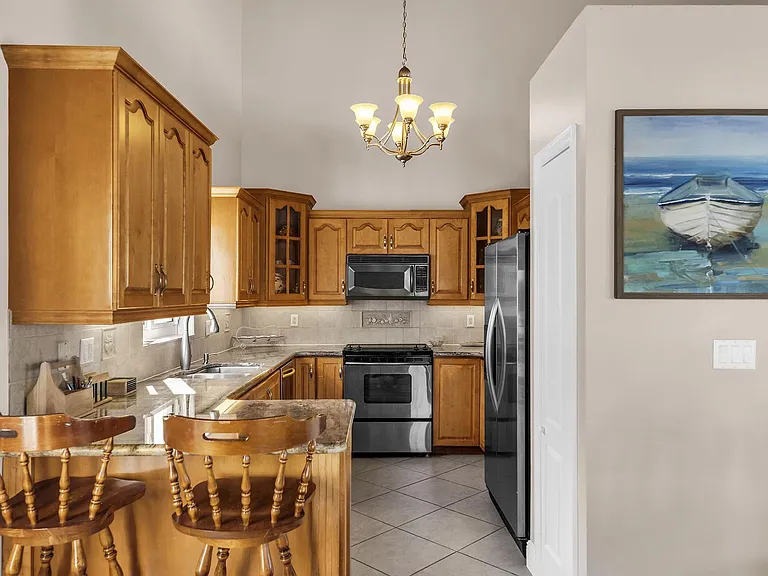 112 Seagull Ln — Photo 35