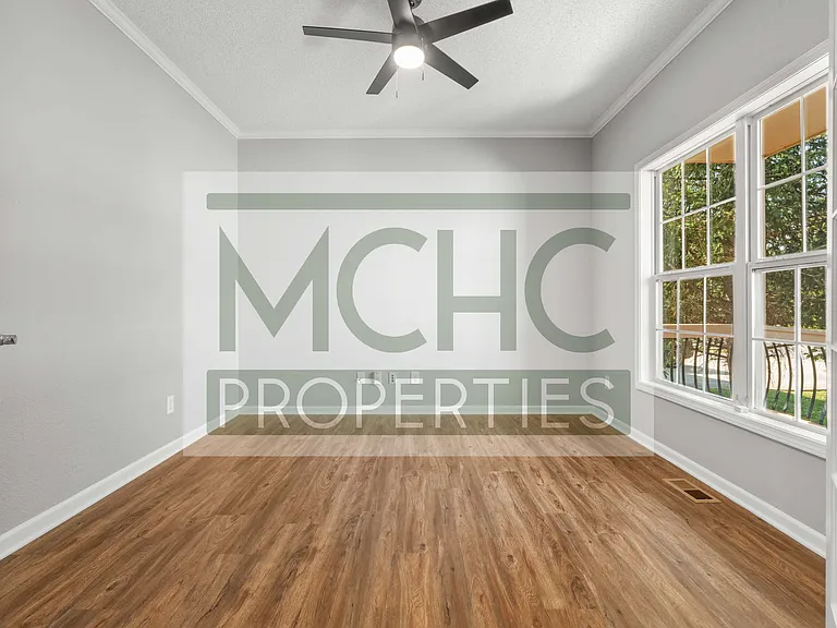 2353 SW Current Ct — Photo 4