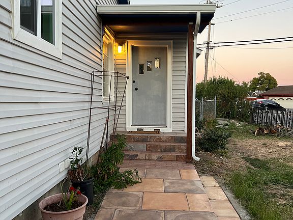 2nd image of 110 Roache Rd