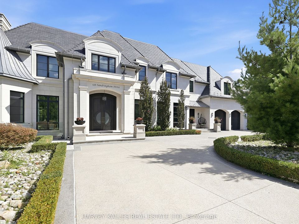 1st image of 126 Sandringham Dr
