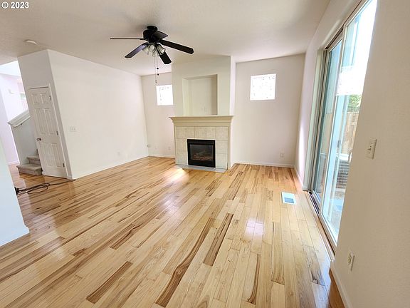 3rd image of 5506 NE 44th St