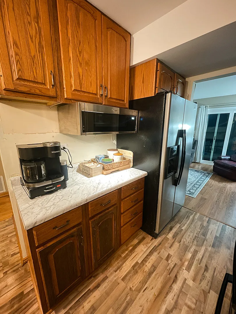2 bed, 1.5 bath, 1008 sqft, $1,975 — Photo 3