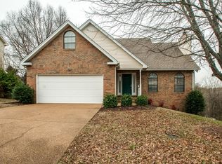 1461 Woodfield Dr, Nashville, TN 37211