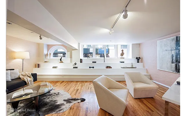 Sold by Douglas Elliman | media 21